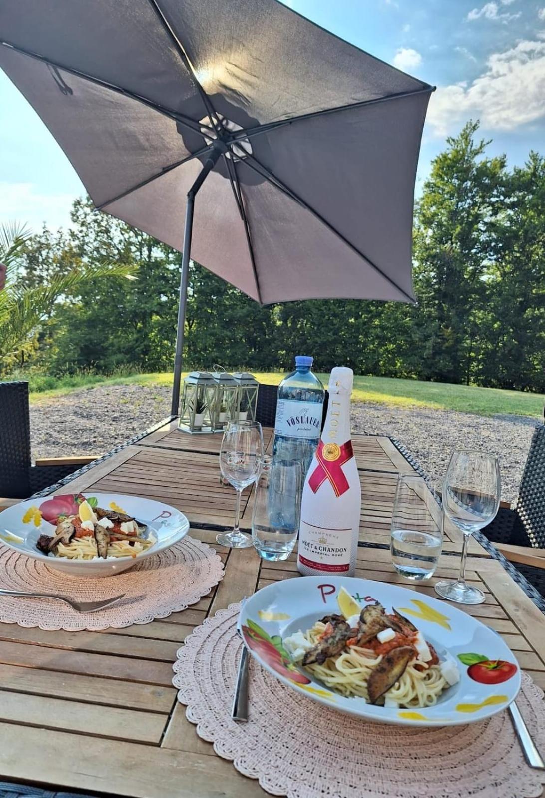 Feriendomizil Schleich Am Steinriegl Apartment Bad Gleichenberg Bagian luar foto